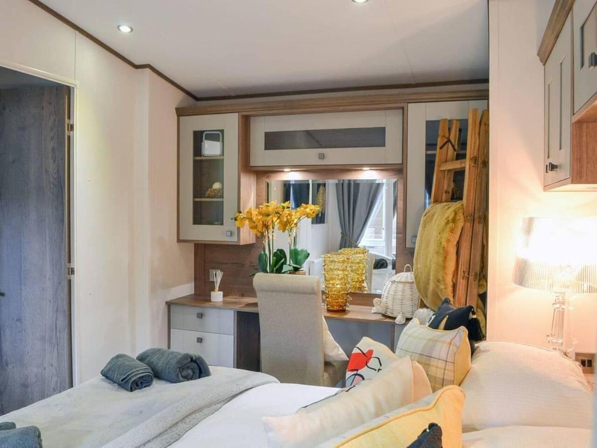 Luxury Boutique Style Lodge With Hot Tub Bridlington Kültér fotó