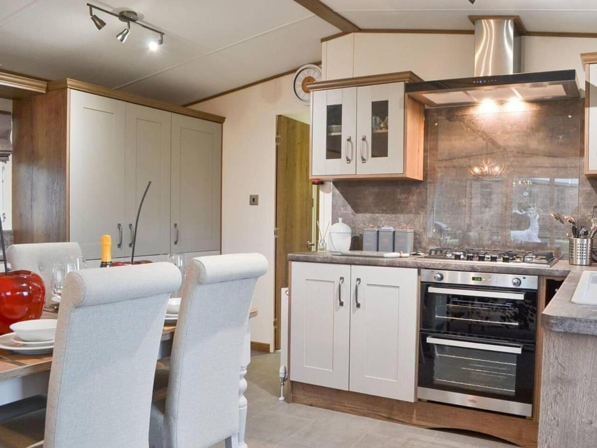 Luxury Boutique Style Lodge With Hot Tub Bridlington Kültér fotó