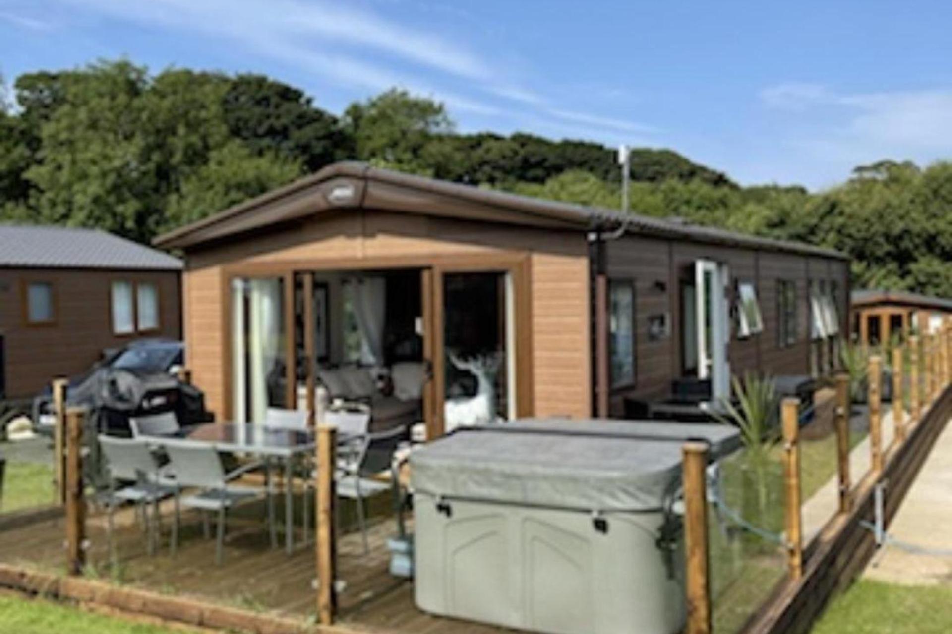 Luxury Boutique Style Lodge With Hot Tub Bridlington Kültér fotó